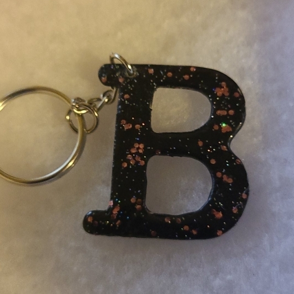Accessories - B Initial Letter Keychain